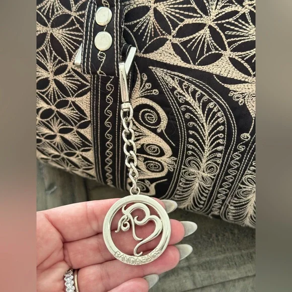 Banda Bag Mini Weekender, stunning handmade bag! - Picture 9 of 16